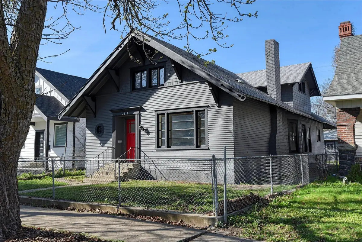 2612 W Gardner Ave, Spokane, WA 99201 - #1