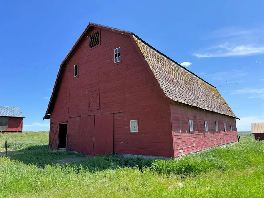 39500 N Sr 21 Hwy, Wilbur, WA 99185 - #3