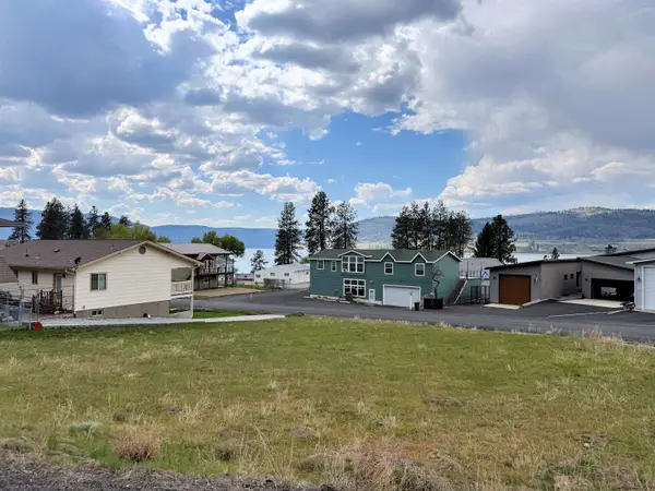 3317 Roosevelt Dr, Seven Bays, WA 99122