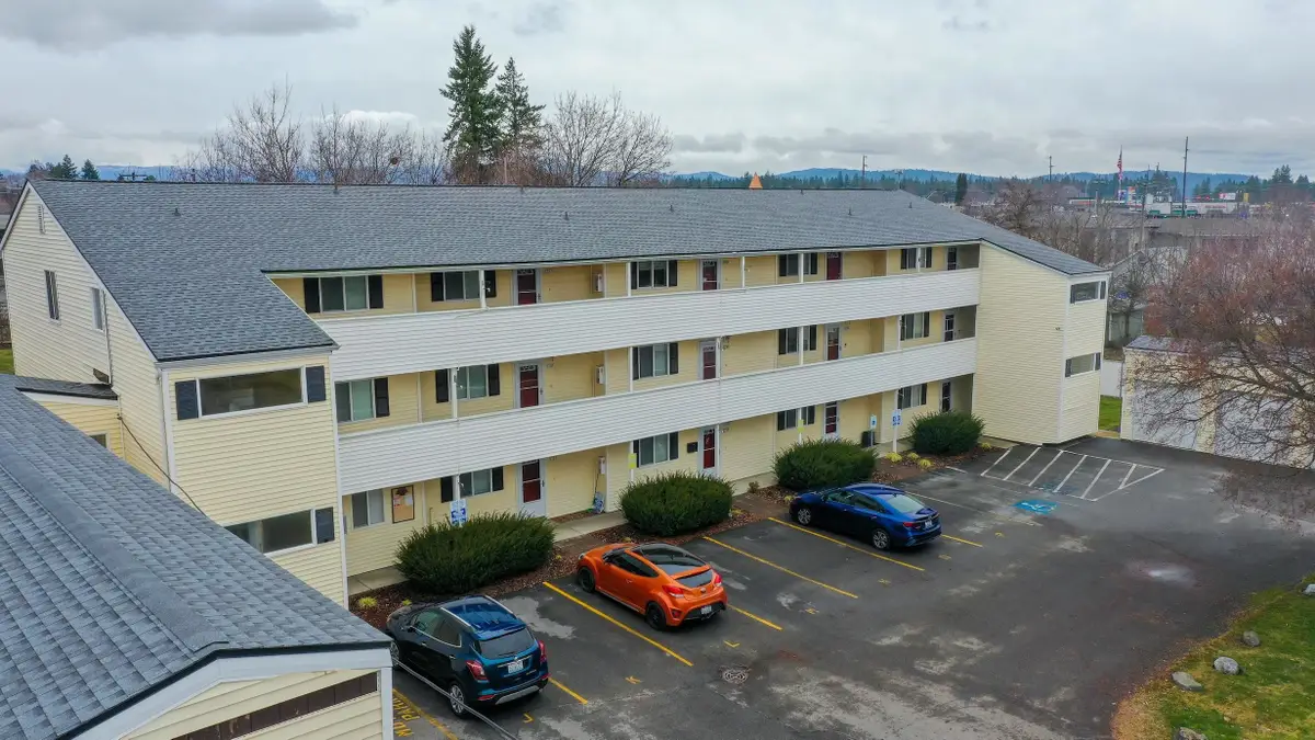 222 N Hutchinson Rd #204, Spokane Valley, WA 99212 - #1