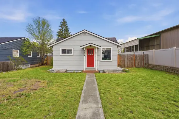 4224 N Maple St, Spokane, WA 99205