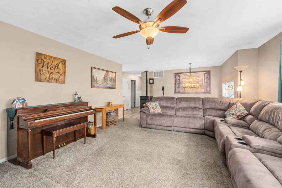 2600 Highline Rd, Chewelah, WA 99109 - #3