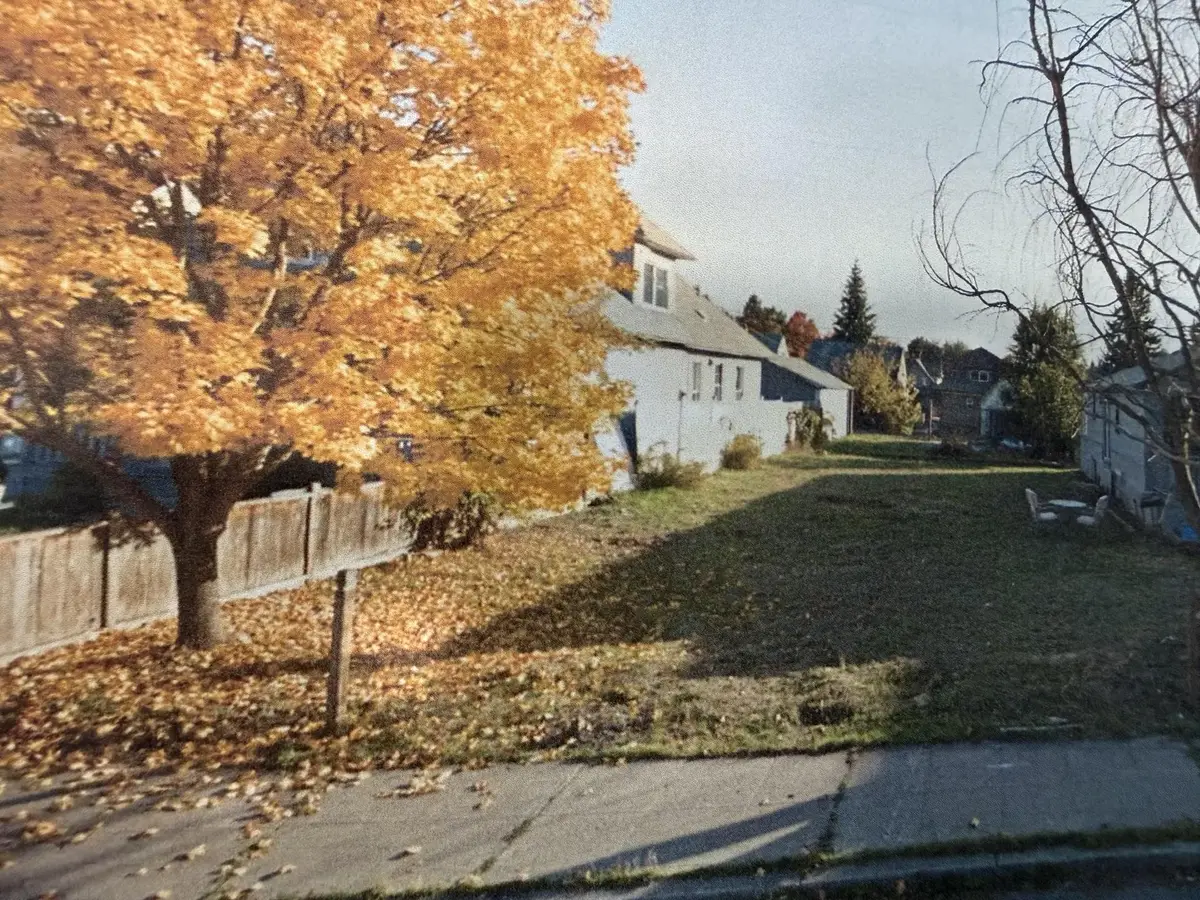 2619 W Sharp Ave, Spokane, WA 99201 - #1