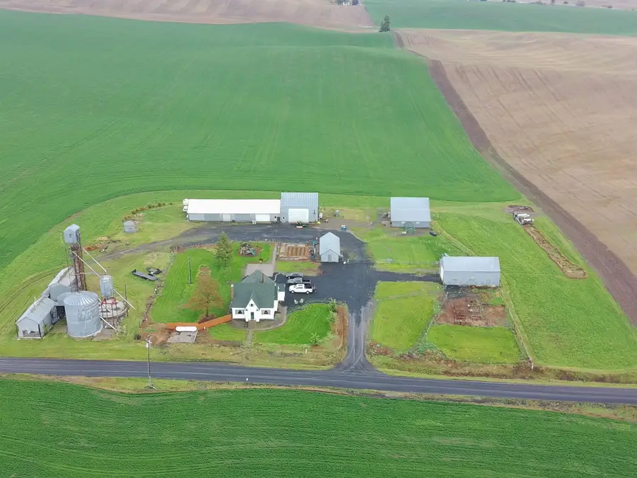 39919 S Farmington Rd, Latah, WA 99108 - #2