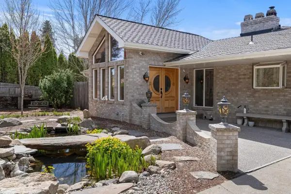 105 N Sprague St, Rockford, WA 99030