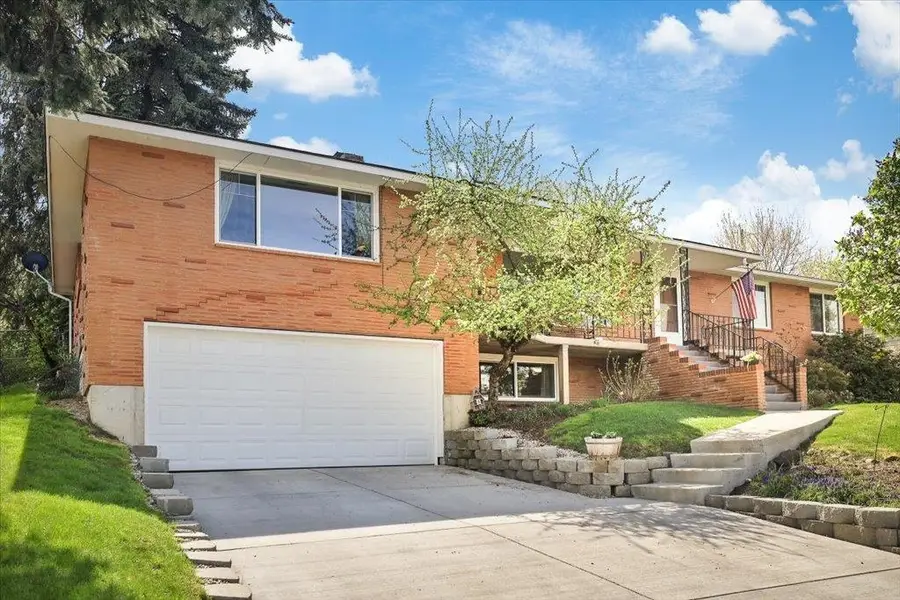 1523 W Ardmore Dr, Spokane, WA 99218 - #3