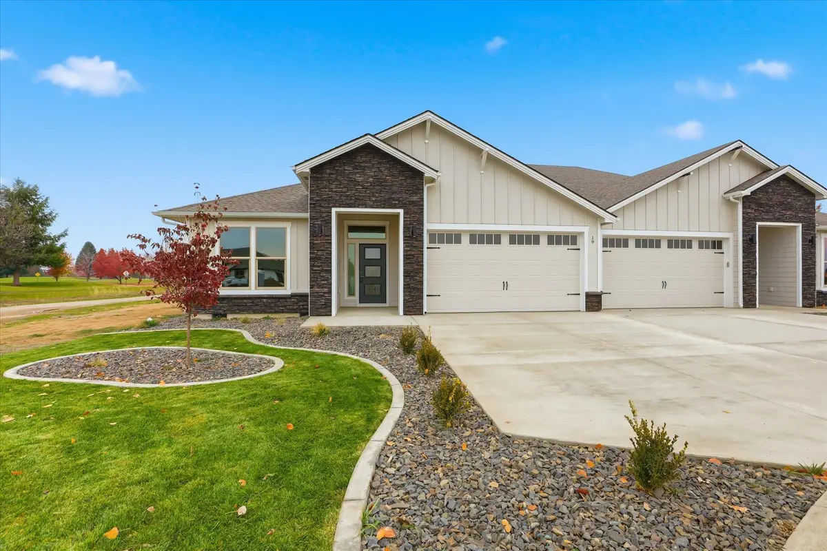 1109 - Unit 19 N Country Club Dr #19, Deer Park, WA 99006 - #1