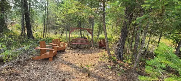 6833 Drum Rd, Springdale, WA 99173