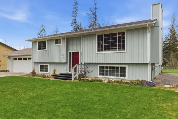 323 E Eleventh St, Deer Park, WA 99006