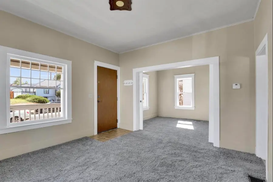 1407 E Broad Ave, Spokane, WA 99207 - #2