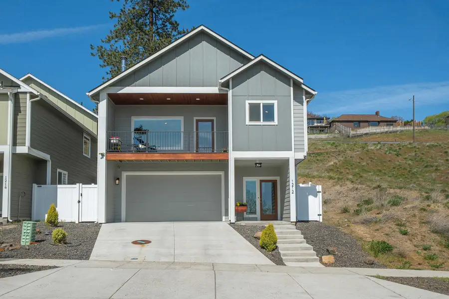 1212 W Cora Ave, Spokane, WA 99205 - #2
