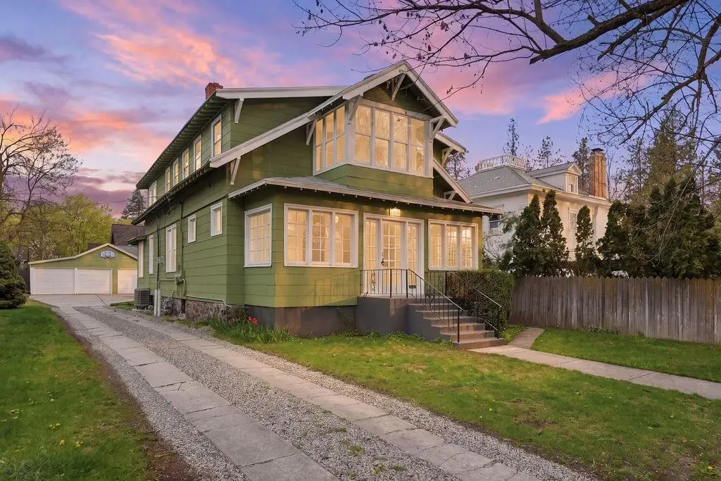 2114 S Grand Blvd, Spokane, WA 99203 - #1