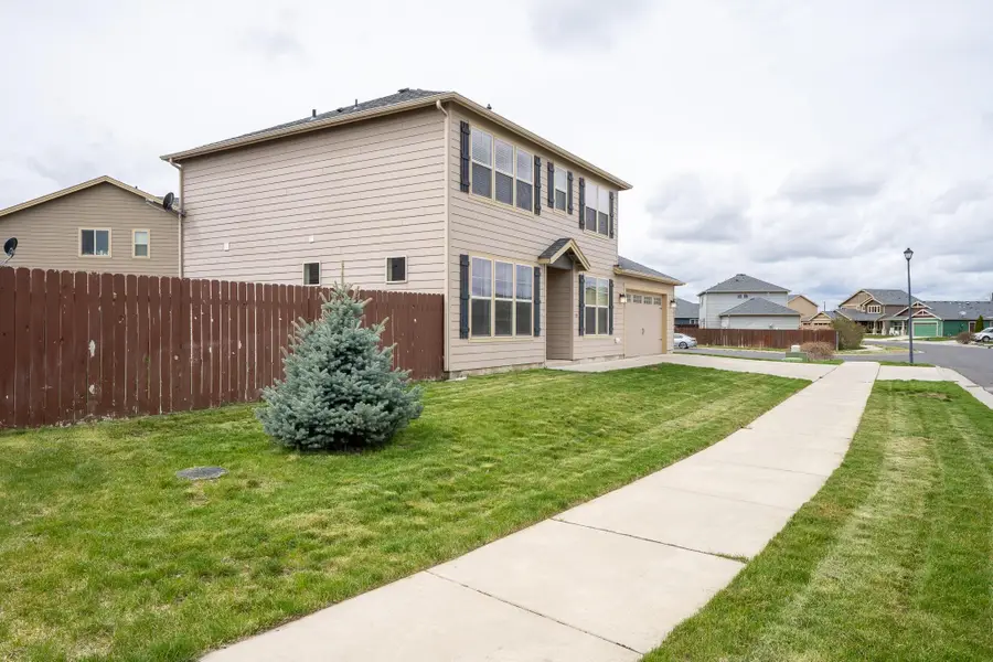 9005 W Silver St, Cheney, WA 99004 - #2