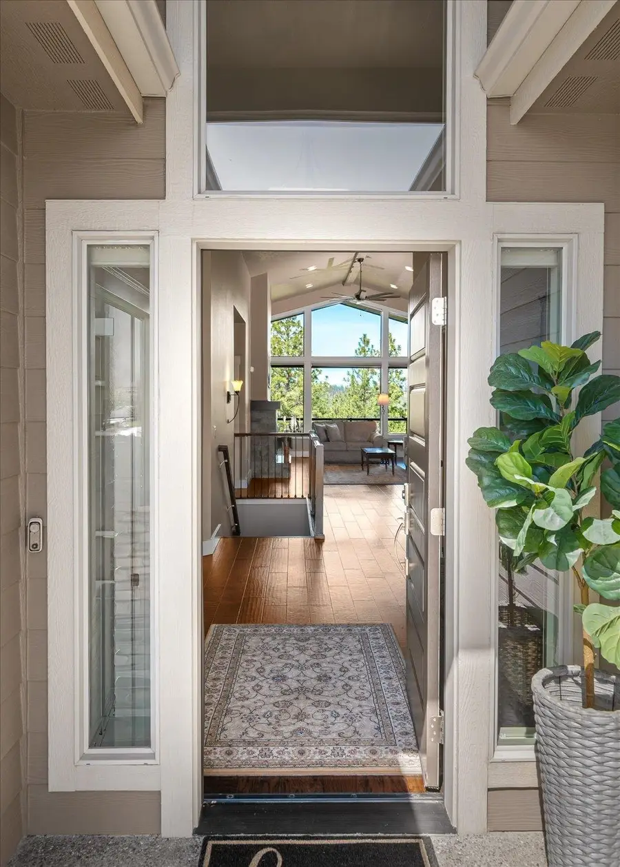 712 W Basalt Ridge Dr, Spokane, WA 99224 - #3