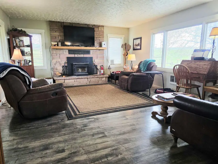 28628 N Dunn Rd, Chattaroy, WA 99003 - #3