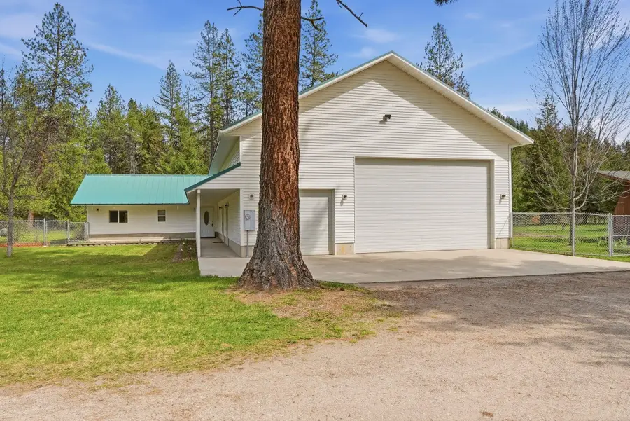 3734C N Deer Lake Rd, Loon Lake, WA 99148 - #2