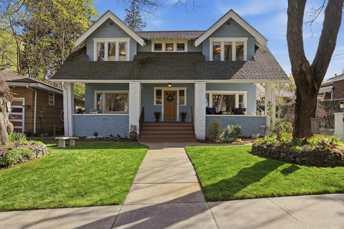 712 E 19th Ave, Spokane, WA 99203 - #1