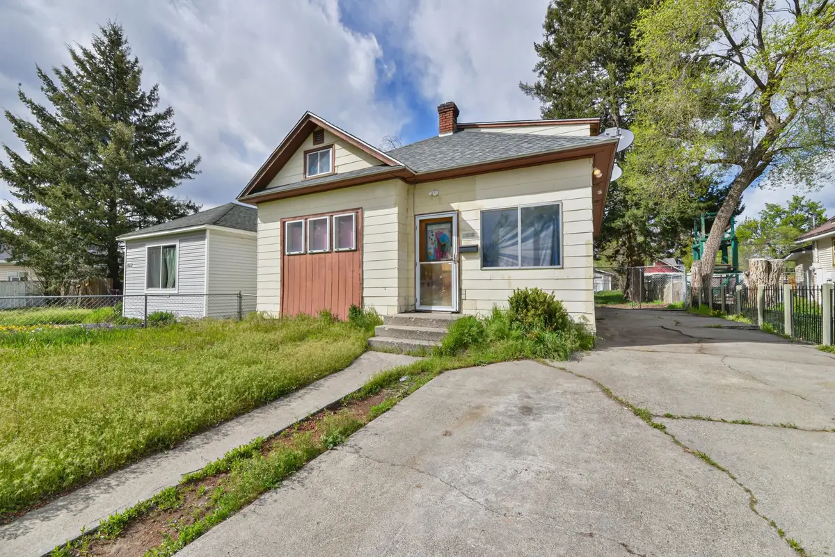 1823 E 5th Ave, Spokane, WA 99202 - #1