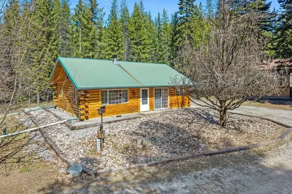 3086 Burnt Valley Rd, Chewelah, WA 99109