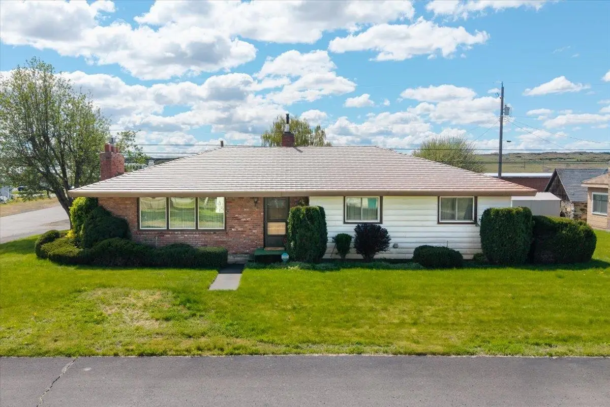605 W 4th St, Sprague, WA 99032 - #1