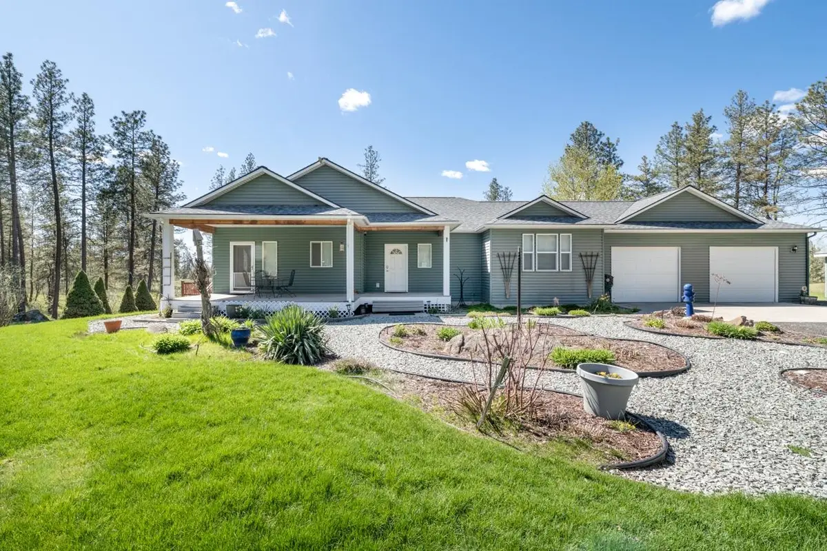 11320 S Stangland Rd, Medical Lake, WA 99022 - #1