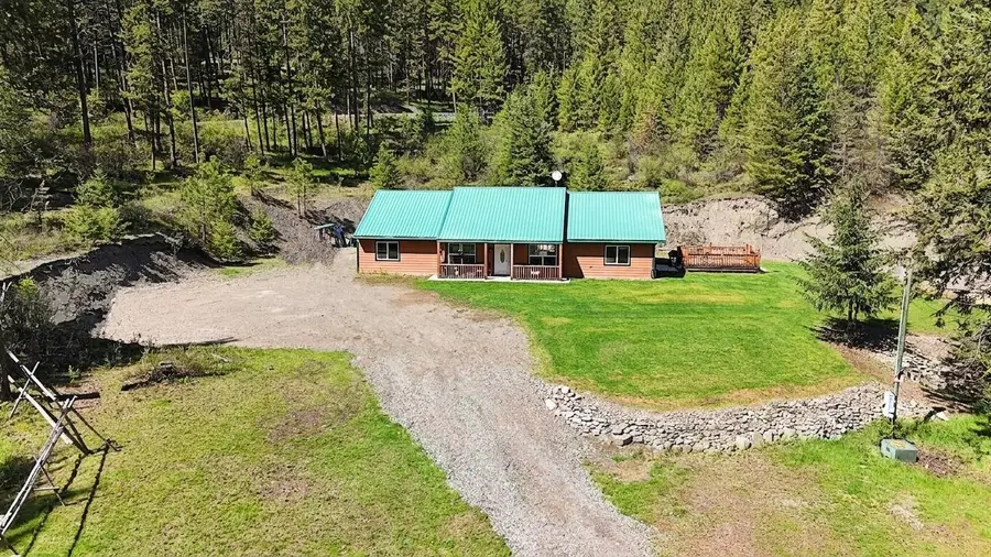 3277 Old Baldy Rd, Rice, WA 99167-0000 - #3