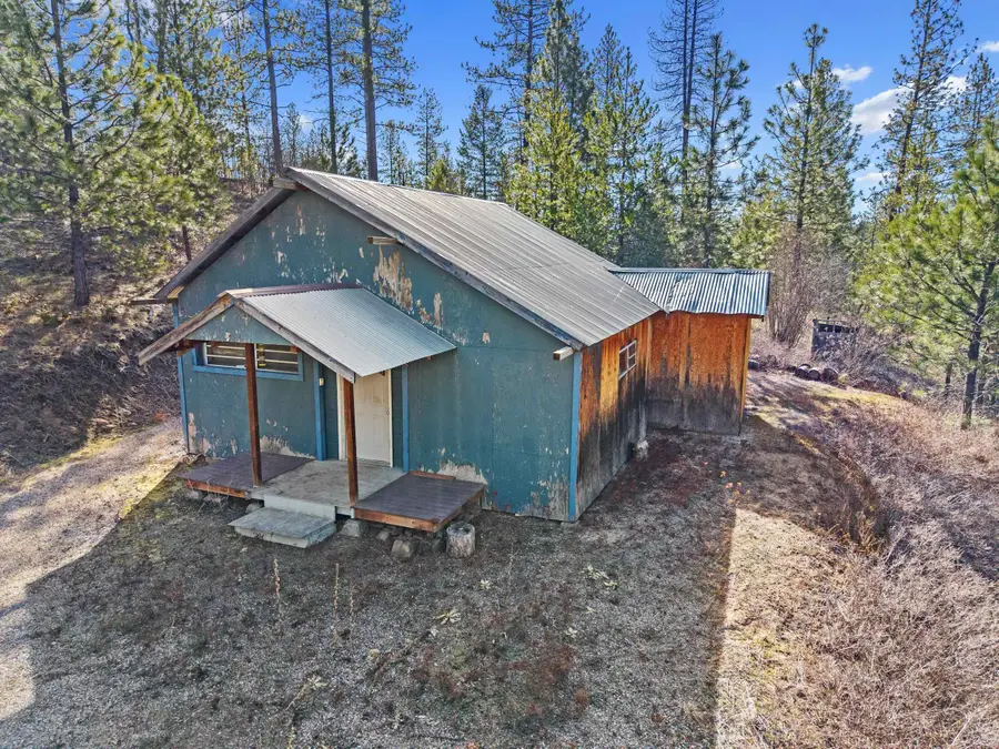 5324 Olinger Rd, Springdale, WA 99173 - #2