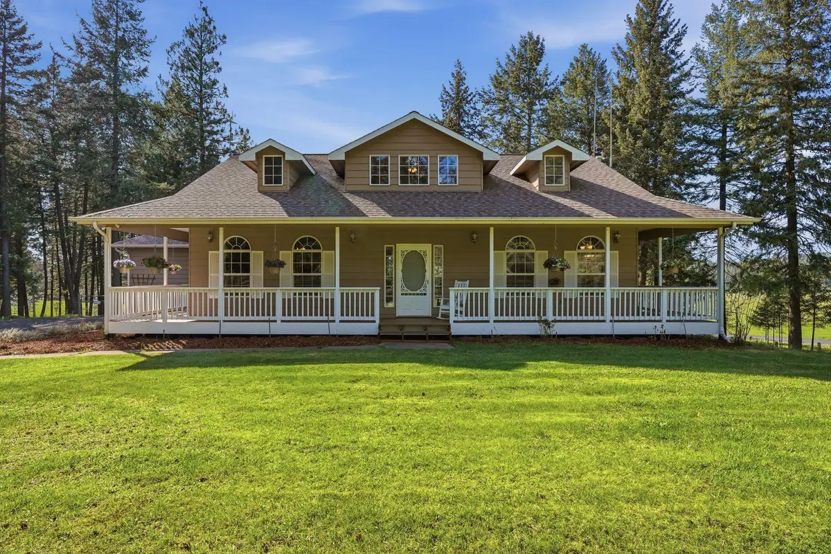 32223 N Whitetail Ln, Chattaroy, WA 99003 - #1