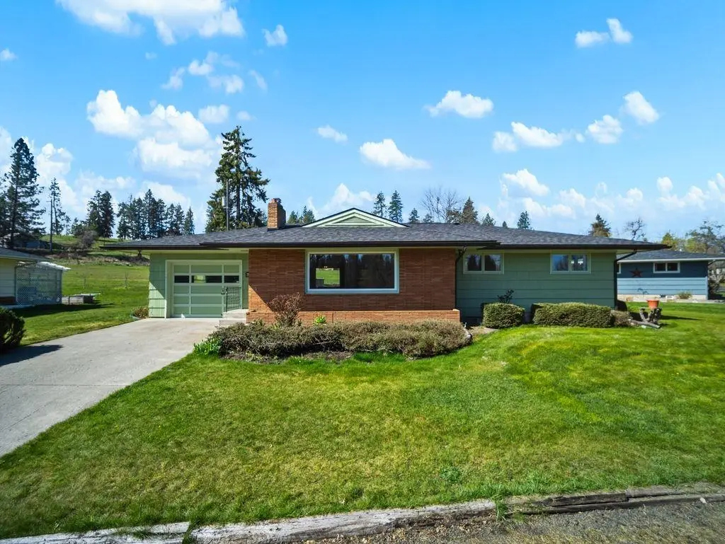 218 S River St, Rockford, WA 99030 - #1