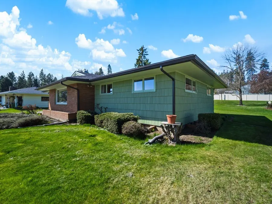 218 S River St, Rockford, WA 99030 - #2