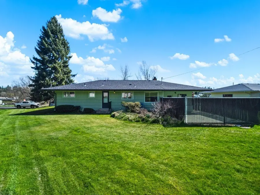 218 S River St, Rockford, WA 99030 - #3