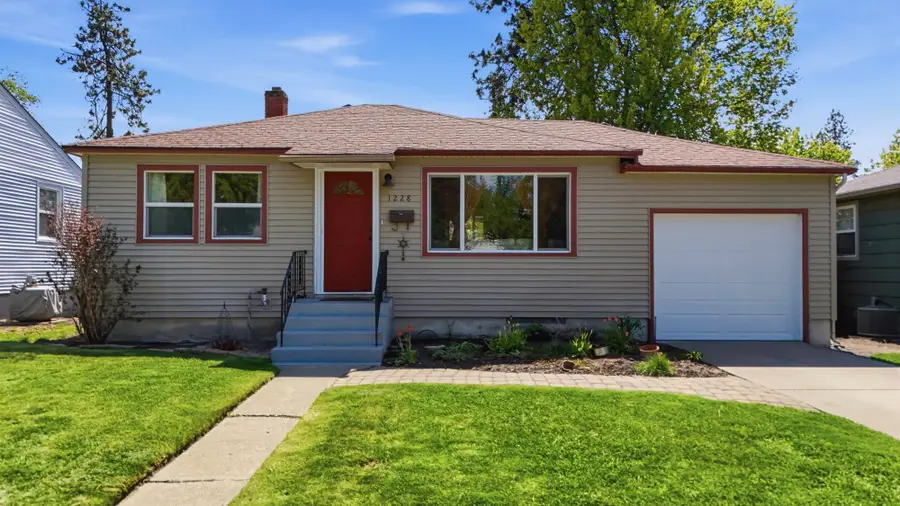 1228 E 40th Ave, Spokane, WA 99203 - #2