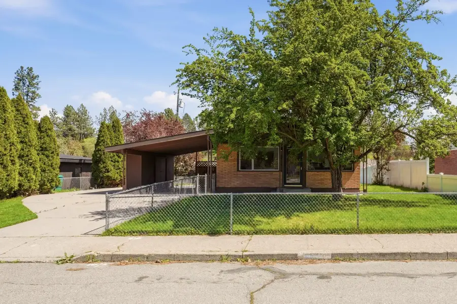 6814 N Post St, Spokane, WA 99208 - #2