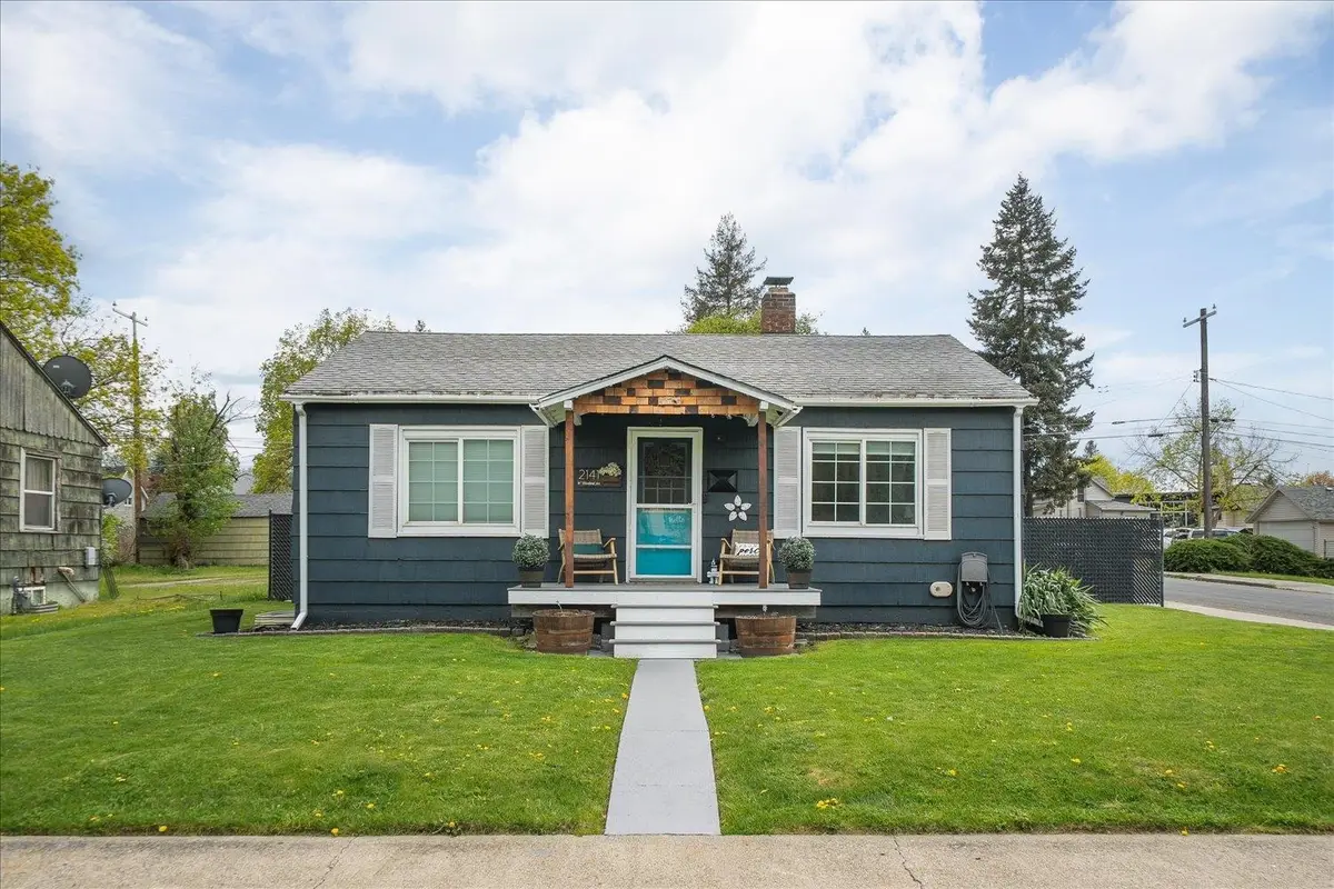 2141 W Cleveland Ave, Spokane, WA 99205 - #1