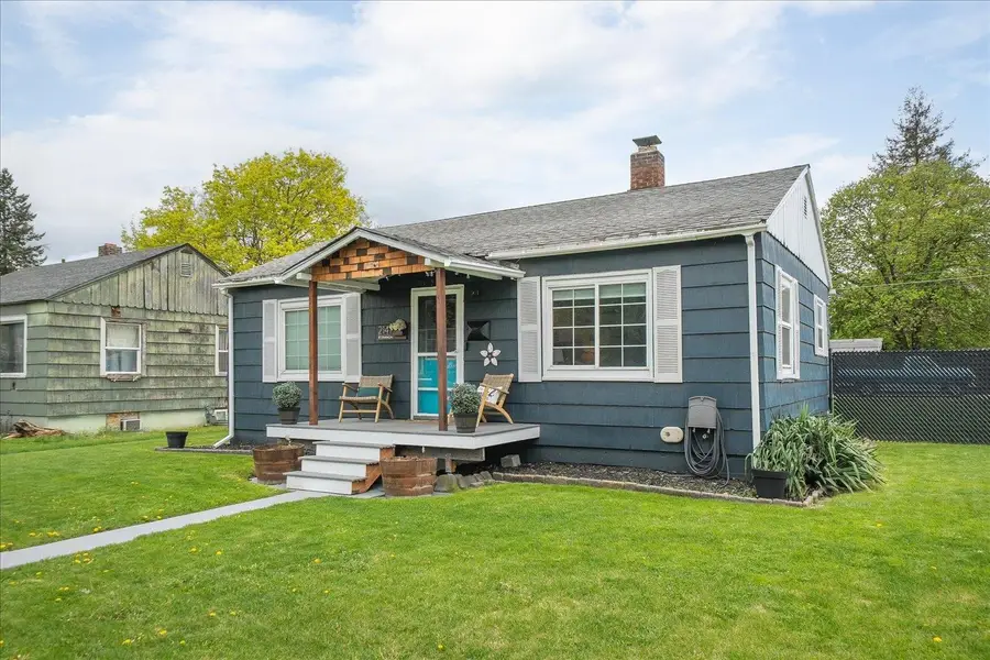 2141 W Cleveland Ave, Spokane, WA 99205 - #3