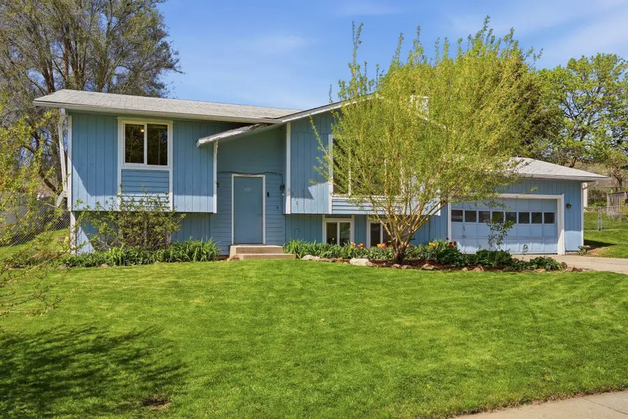 556 Scenic Heights Dr, Cheney, WA 99004 - #2