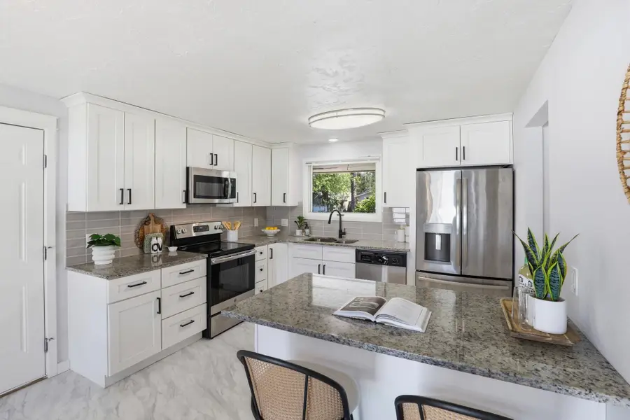 5 E Regina Ave, Spokane, WA 99218 - #2