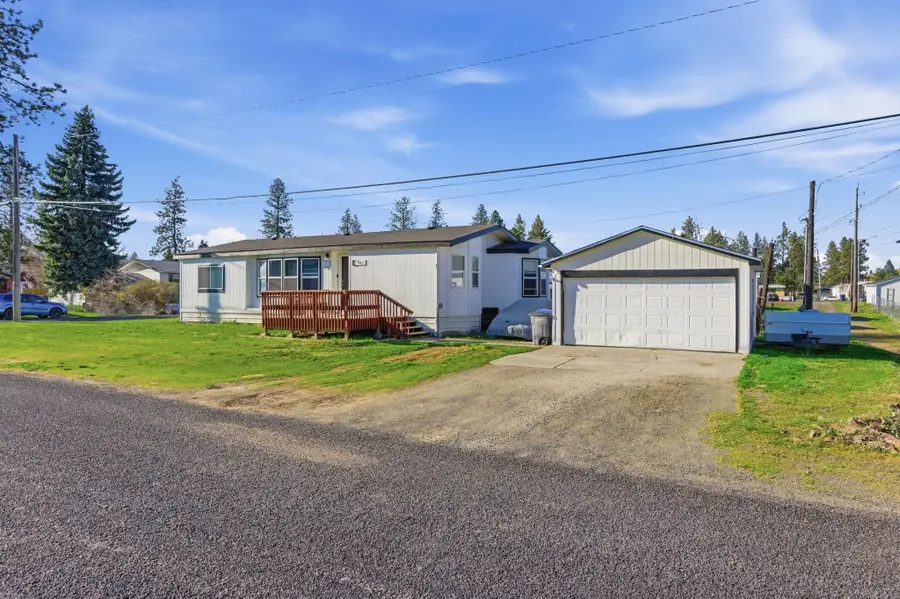 807 E E Ladd St St, Medical Lake, WA 99022 - #3