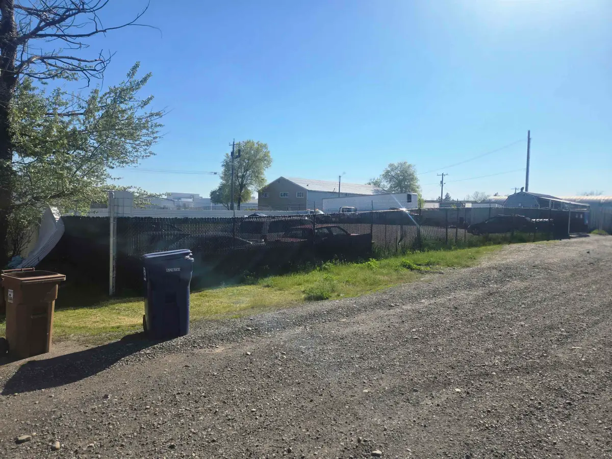 2726 E Providence Ave, Spokane, WA 99207 - #1