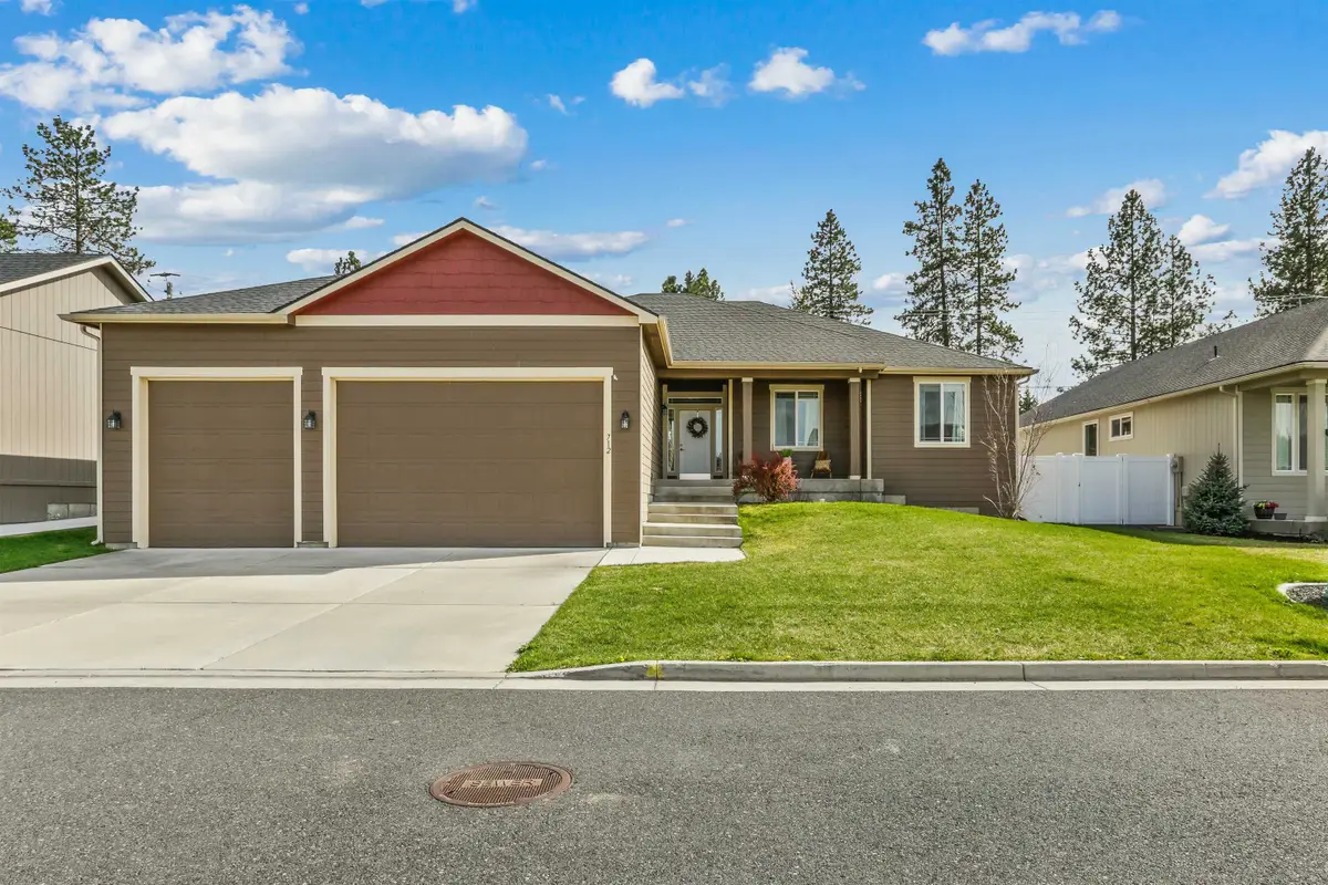 712 E Belle Ln, Colbert, WA 99005 - #1