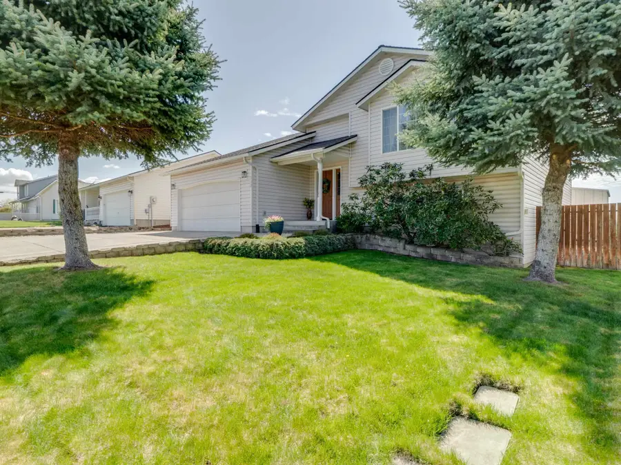 730 E Kathy Lee Ave, Medical Lake, WA 99022 - #2