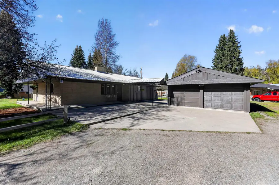319 N Cass Ave, Newport, WA 99156 - #2