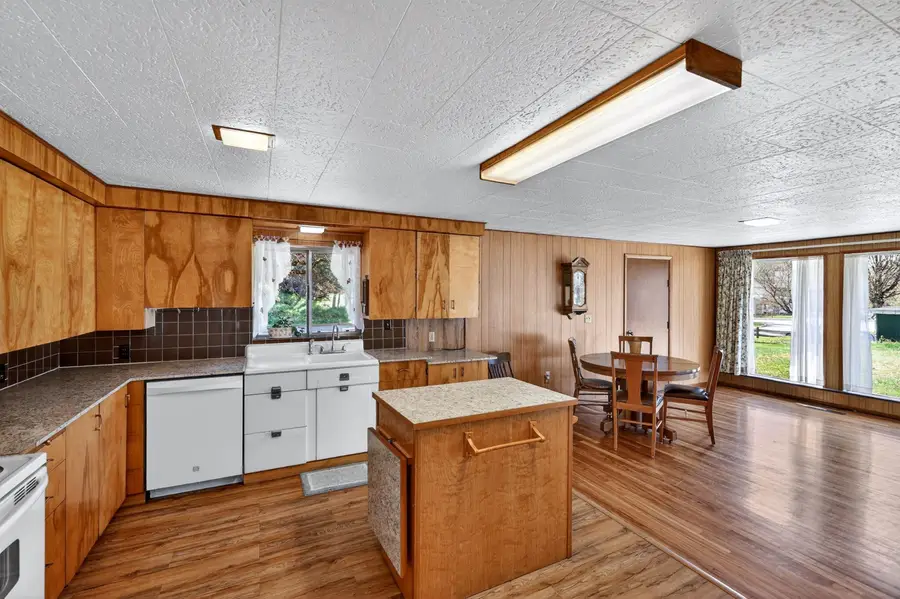 319 N Cass Ave, Newport, WA 99156 - #3