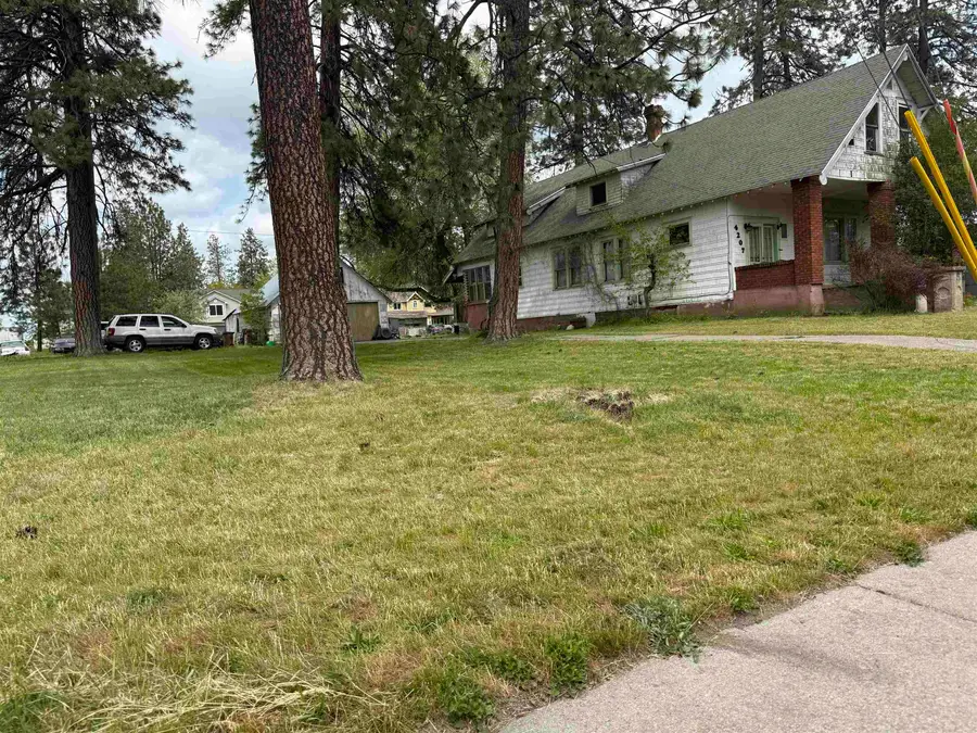 4207 E 28th Ave, Spokane, WA 99223 - #3