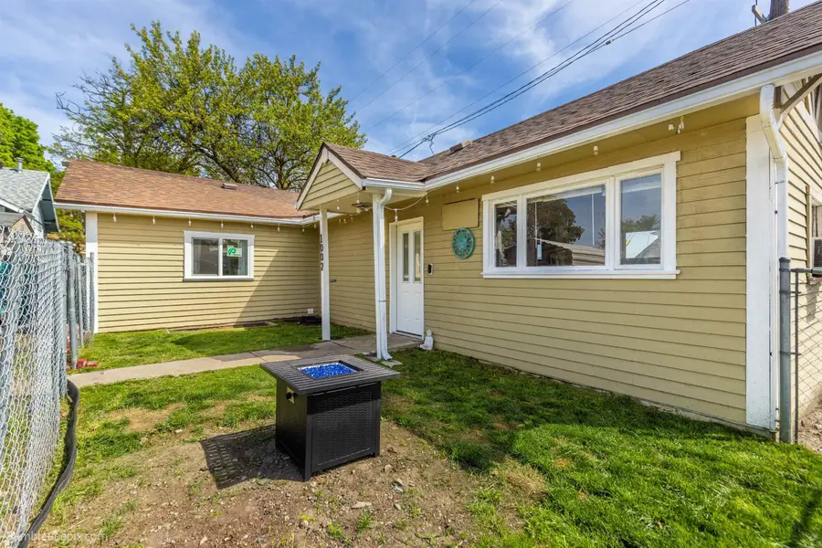 1002 E Dalton Ave, Spokane, WA 99207 - #2