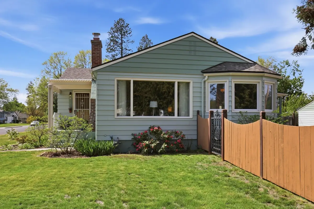 3534 W Wellesley Ave, Spokane, WA 99205 - #1
