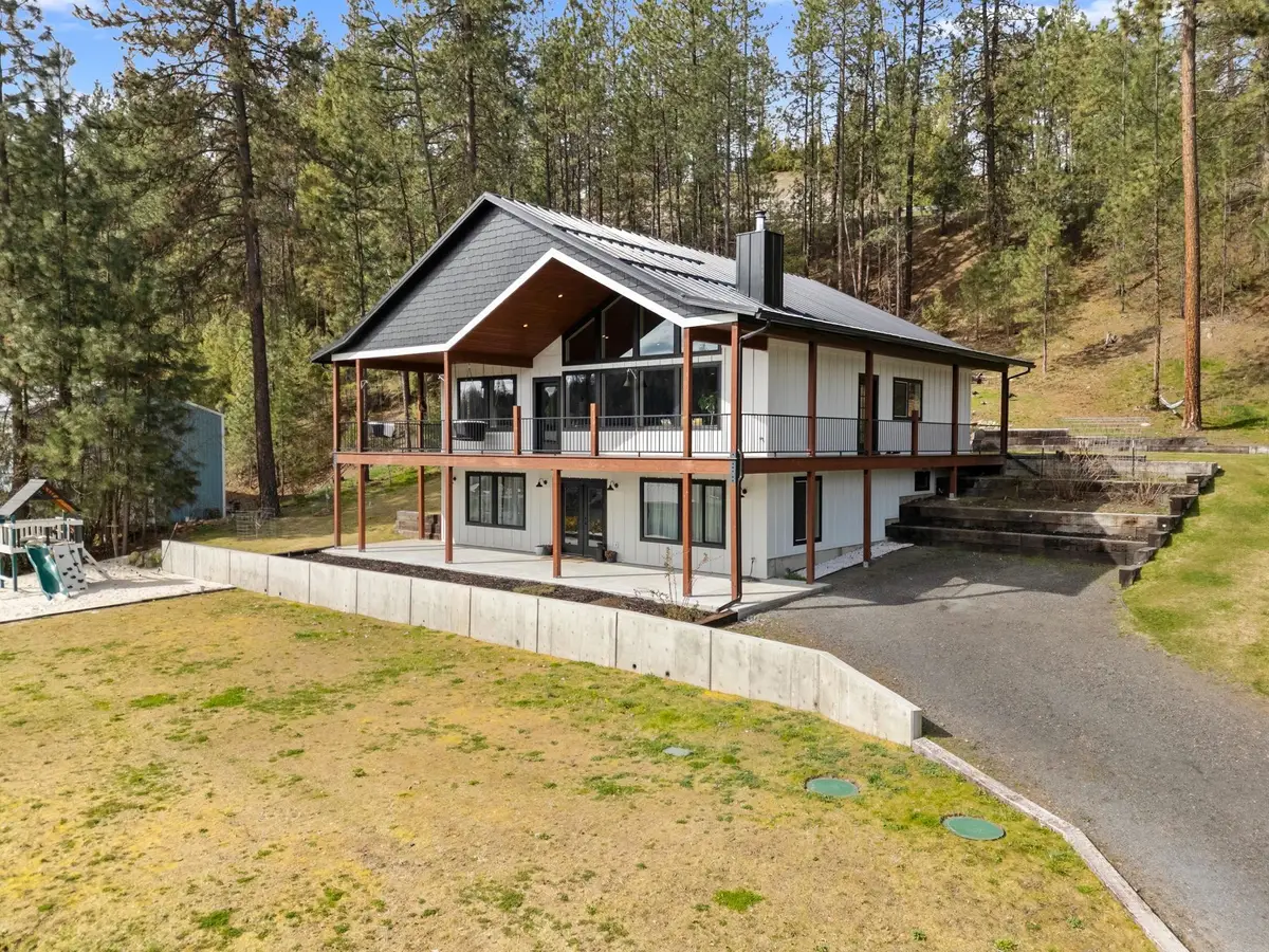 23401 N Westlake Dr, Nine Mile Falls, WA 99208 - #1