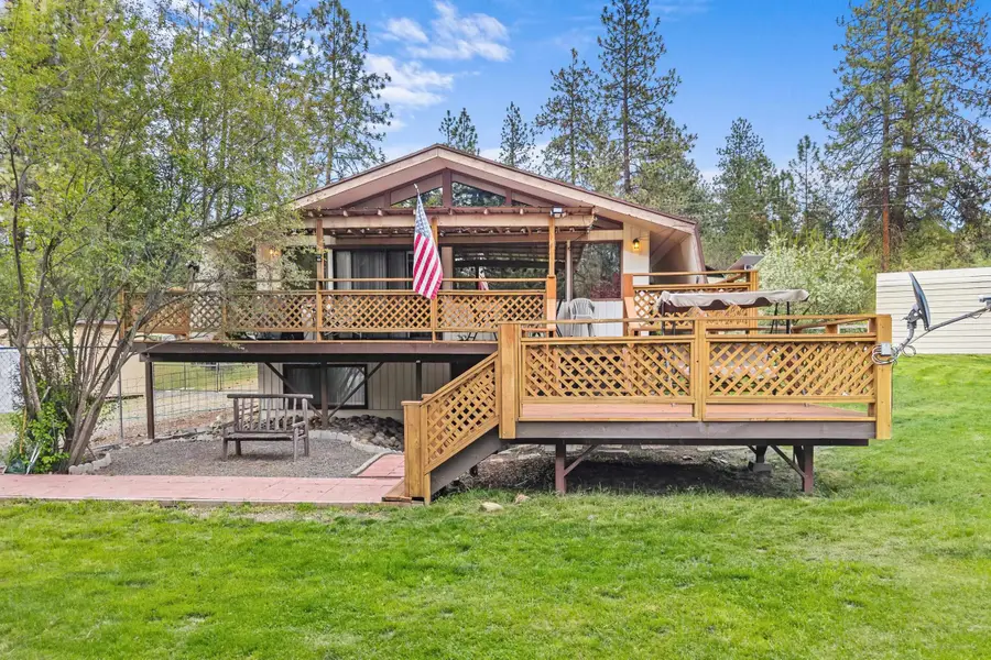 1367 Kettle Park Rd, Kettle Falls, WA 99141 - #2