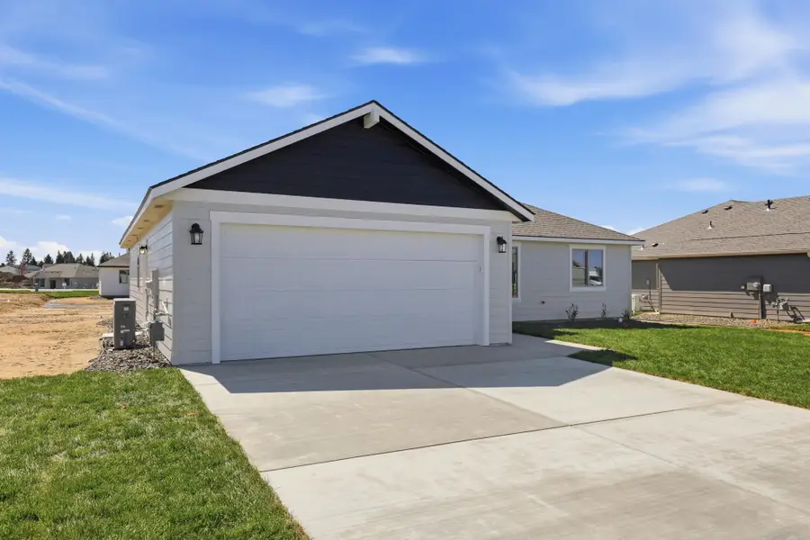 23 W 13th St, Deer Park, WA 99006 - #3