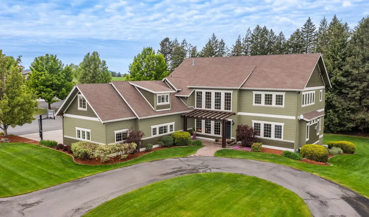 9504 S Baltimore Rd, Spokane, WA 99223 - #1
